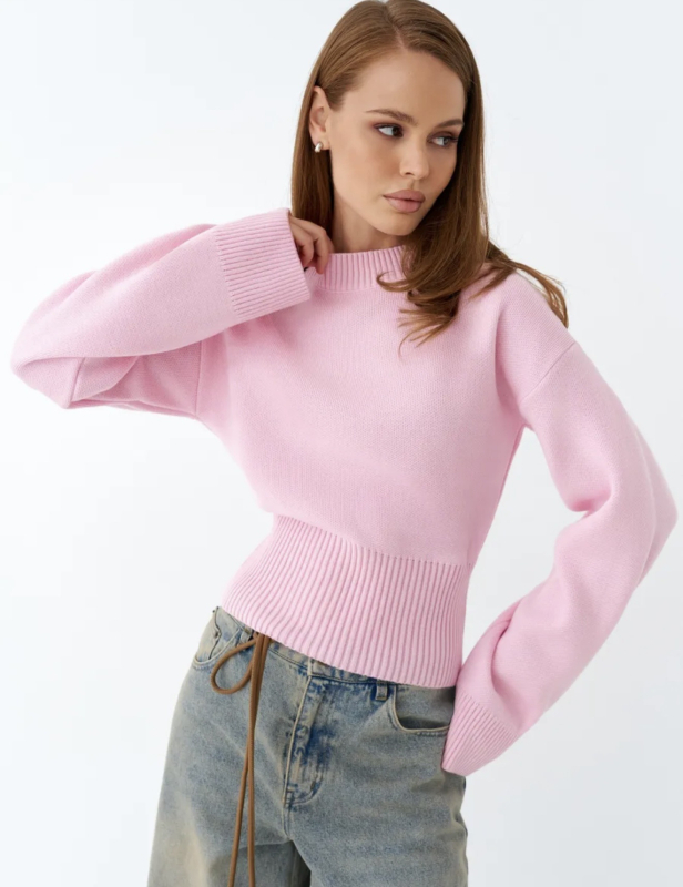 Pulover scurt tricotat pentru femei, culoare solidă, guler rotund, mâneci lungi, croială la talie, tricot mediu, stil elegant pentru navetă, toamna 2026