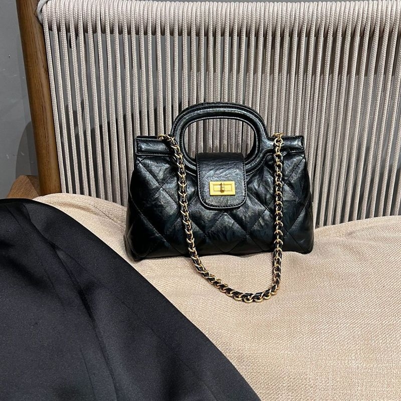 Primăvara 2026: Geantă de umăr crossbody mică, cu lanț în formă de romb, elegantă și ușoară