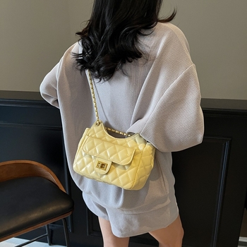 Geantă pentru femei cu lanț texturat în model diamant, PU, 2026 noul sezon, geantă mică pătrată versatilă pentru umăr sau crossbody