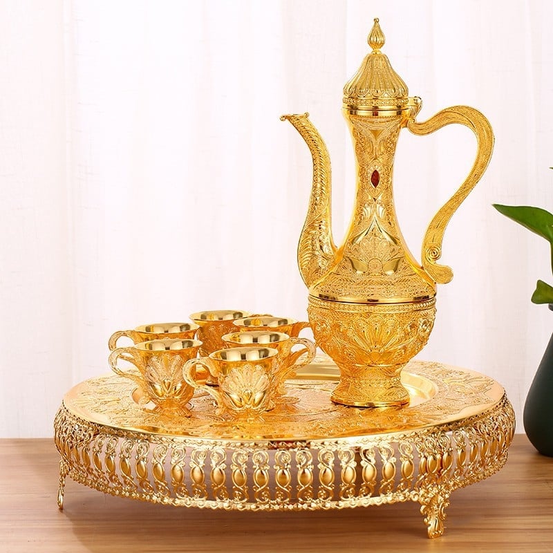 Set de vin în stil european, vintage, 8 piese cu sticla de vin, șase pahare și tavă, decor pentru casă