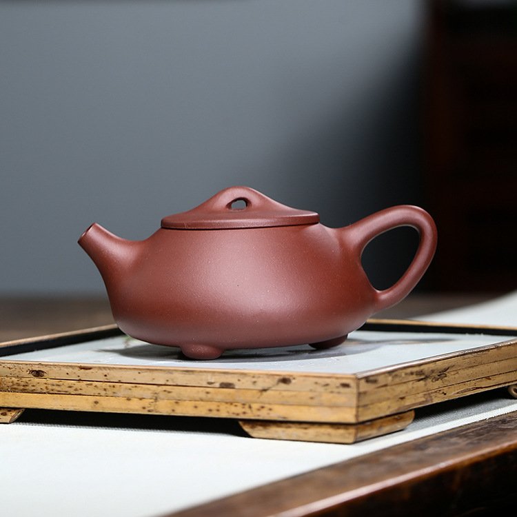 Ceainic Yixing din lut mov, lucrat manual, lingură de piatră Jingzhou