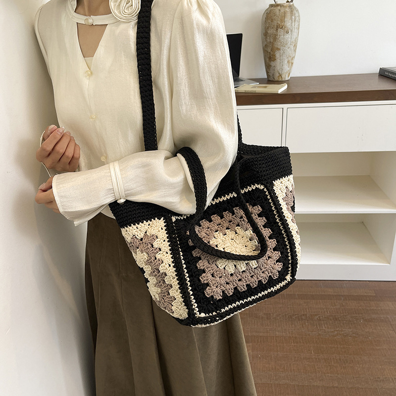 Geantă bucket tricotată, capacitate mare, cu model granny-square, stil etnic – tote pentru plajă