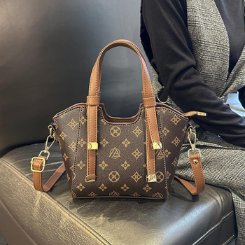 Geantă mică cu detaliu floral de mătase, geantă pentru mamă pentru uz zilnic, tote cu curea de umăr sau crossbody, formă aripă, căptușeală PVC, buzunar intern