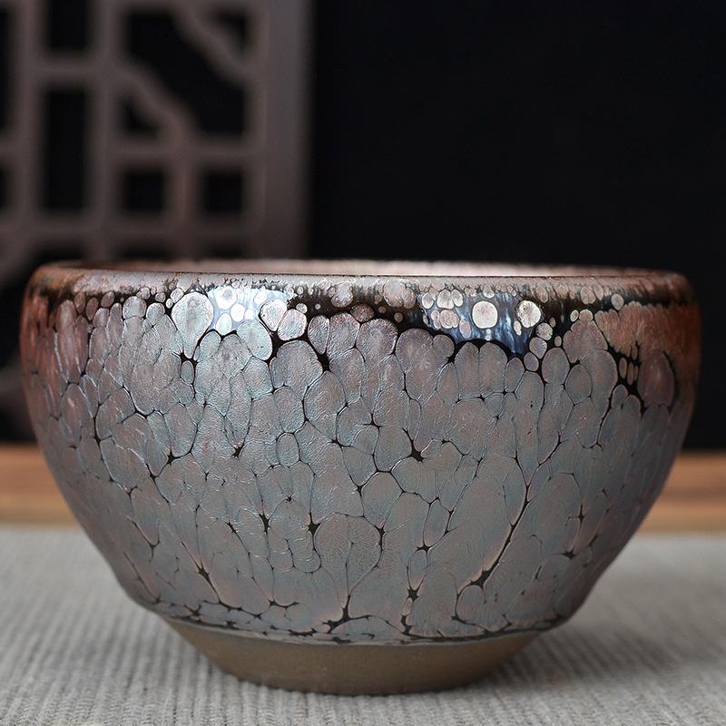 Ceșcuță de ceai Jianyang Jianzhan, ceramică cu glazură oil-drop mov-auriu, design Magnolia, cană individuală