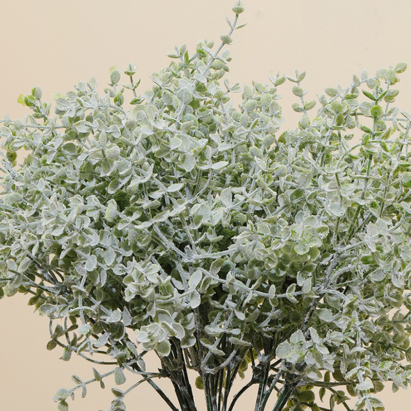 Plantă artificială de eucalipt în ghiveci verde, înălțime 30–100 cm, decor vegetal pentru amenajare casnică și ședințe foto