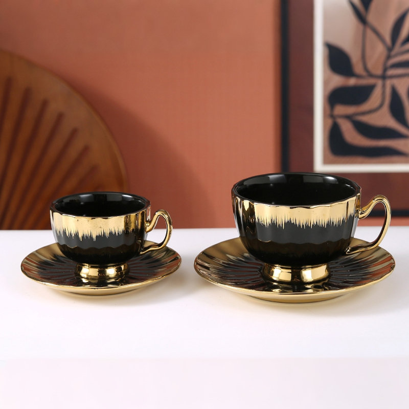 Set cești și farfurioare de cafea în stil european, cu aur gravat și model floral, 6 cești și 6 farfurioare, pentru uz casnic, cutie cadou
