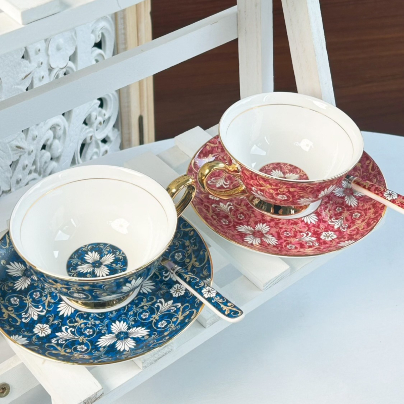Set european bone china cu cană de cafea și farfurie, porțelan elegant pentru ceai de după-amiază acasă