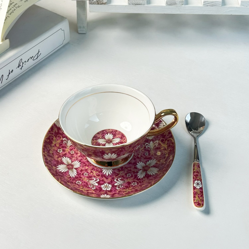 Set european bone china cu cană de cafea și farfurie, porțelan elegant pentru ceai de după-amiază acasă