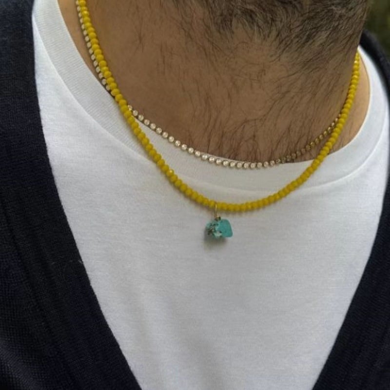Colier cu pendant turcoaz în nuanțe lămâi, design color-block, stil geometric minimalist și elegant