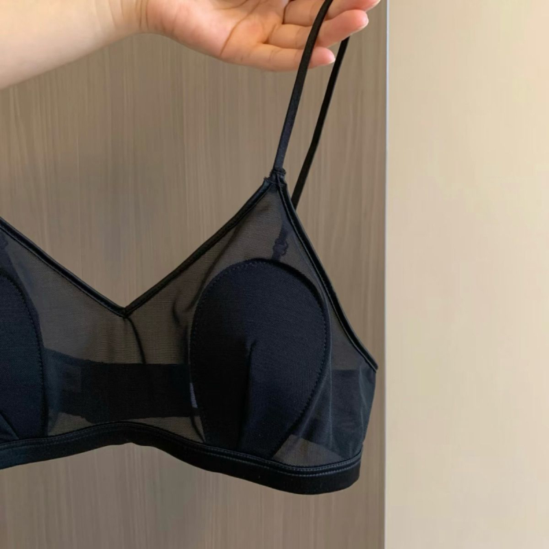Sutien în stil franțuzesc, vară, ultra-subțire, cu cupe în formă de urechi de iepure și spate încrucișat