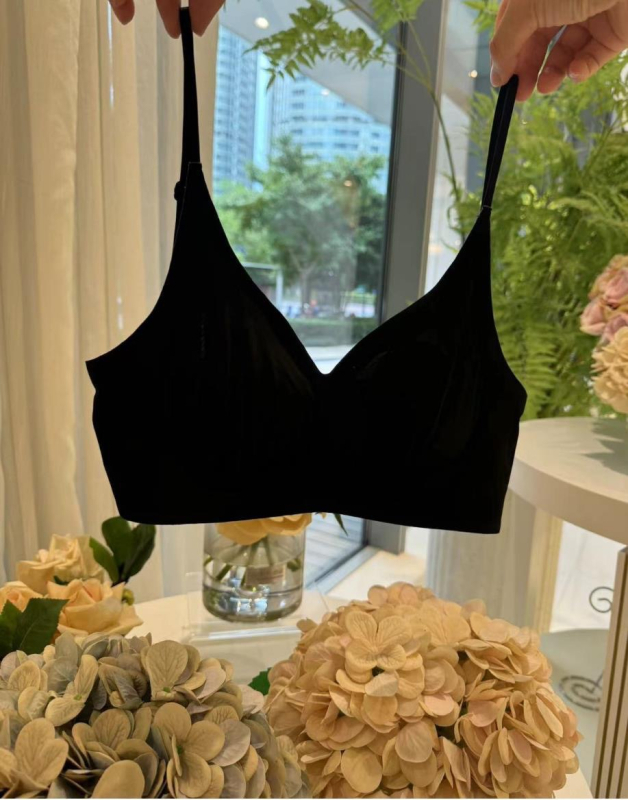 Sutien confortabil din satin asemănător mătăsii pentru femei cu bust mare, decolteu în V în stil franțuzesc, spate drept, respirabil