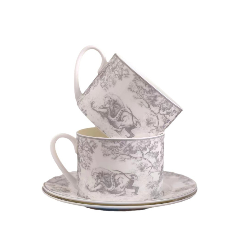 Set cești de cafea și farfurioară din bone china, stil retro-lux, pentru ceaiul de după-amiază, model desen animat, cutie cadou