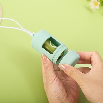 Scooper portabil pentru fecale de câini, compact și multifuncțional, cu opțiuni de culoare pentru plimbări.