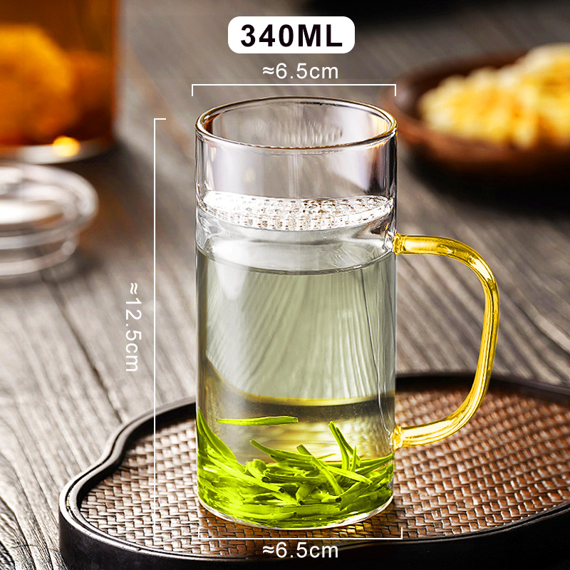 Pahar de ceai din sticlă borosilicată, în formă de semilună, cu filtru de infuzie și mâner colorat