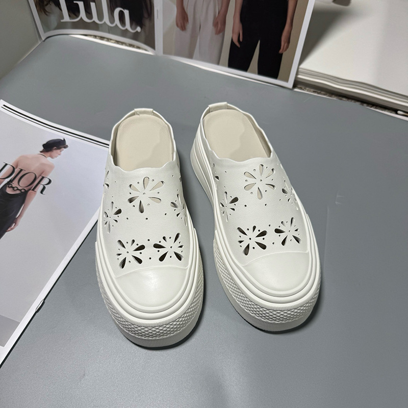 Sandale din piele naturală, talpă groasă, decupaje ornamentale, vârf deschis, respirabile, slip-on pentru femei