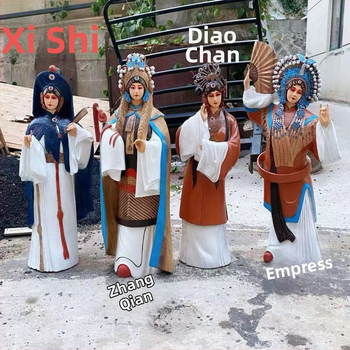 Drevené vyrezávané a maľované sochy božstiev: figúrky Budhu a Bódhisattvu so zvieratami, kvetmi a vtákmi – ozdobné ornamenty