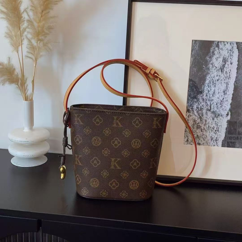 Gutiko geantă bucket nouă pentru femei, capacitate mare, crossbody cu buzunar pentru telefon, vară 2025