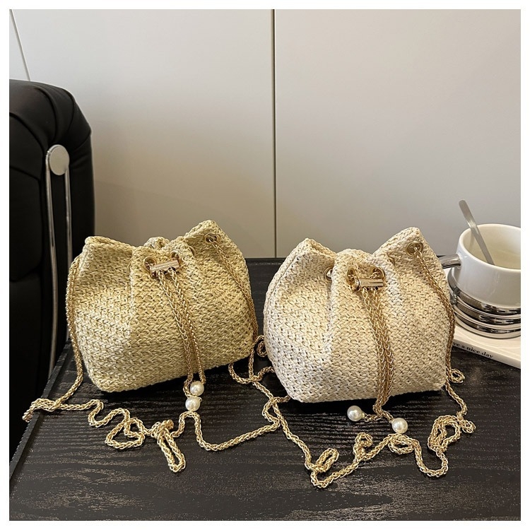 Geantă bucket în stil coreean, simplă, culoare solidă, textură elegantă, crossbody împletită pentru femei, modă 2026