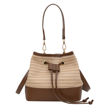 Geantă bucket împletită pentru femei, stil ușor de lux, culori în contrast, senzație premium, piesă versatilă pentru umăr sau crossbody.