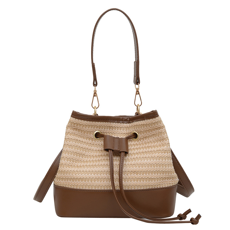 Geantă bucket împletită pentru femei, stil ușor de lux, culori în contrast, senzație premium, piesă versatilă pentru umăr sau crossbody.