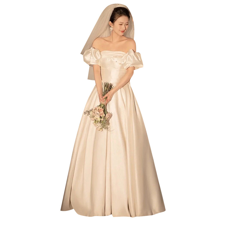 Rochie de mireasă din satin francez ușoară, fără mâneci, elegantă și lungă, talie înaltă și fustă de prințesă, inspirată din pădure.