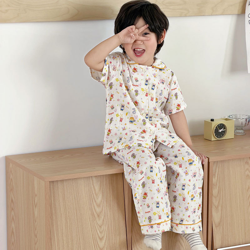 Pijamale pentru copii din bumbac 100% – țesătură din tifon pentru primăvară-vară, mâneci scurte, pantaloni lungi, unisex, imprimeu cu desene animate, set din două piese