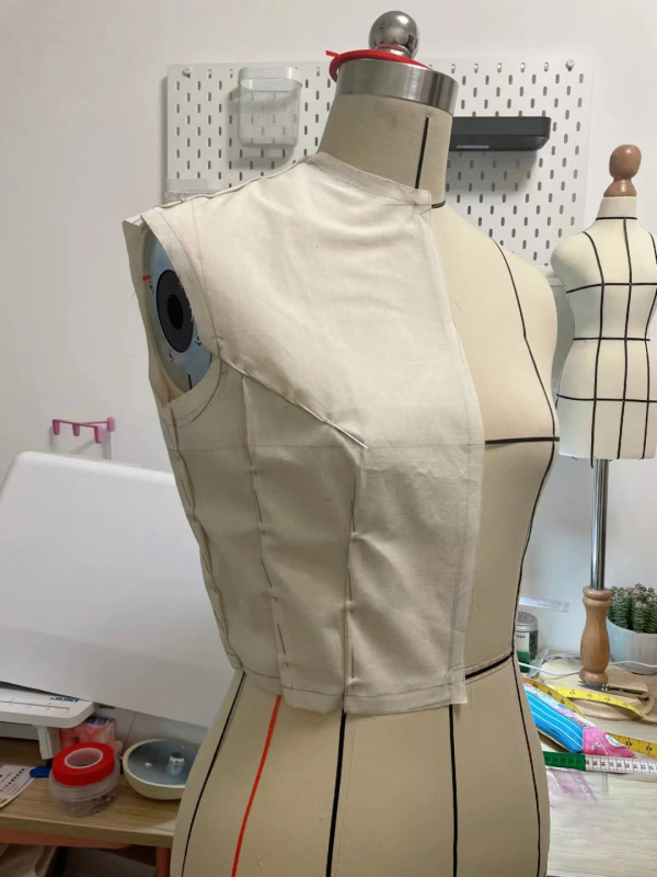 Rochie de seară și rochie de domnișoară de onoare, rochie de mireasă ușoară, minimalistă, făcută la comandă conform designului.