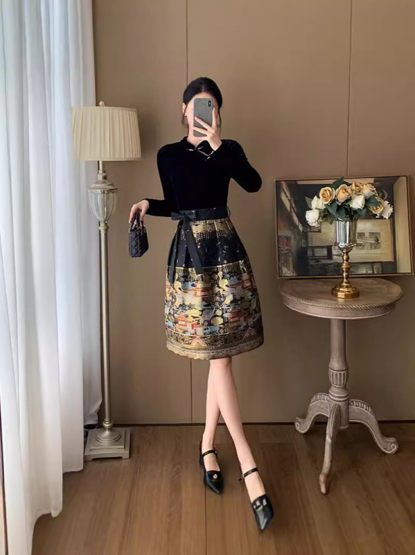 Őszi női ruha kínai stílusú cheongsam jacquard mintával, hosszú ujjú, kerek nyakú, magas derék, midi hosszúságú, kis testalkathoz