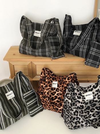 Geantă de umăr cu imprimeu leopard și carouri, din canvas, tote vară 2025, stil coreean, geantă elegantă pentru femei mature
