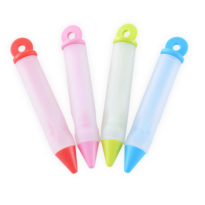 Set de 4 pixuri de decor din silicon pentru ornarea torturilor