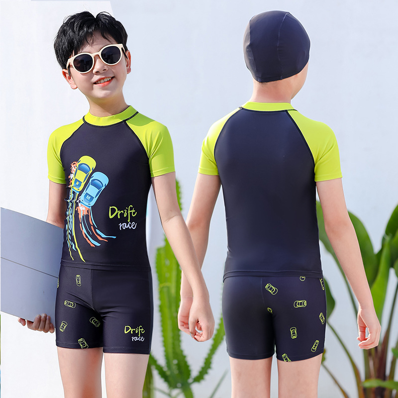 Nabemei costum de baie pentru copii - două piese, mâneci scurte, protecție UV, model desene animate, poliester-elastan, pentru 4-12 ani