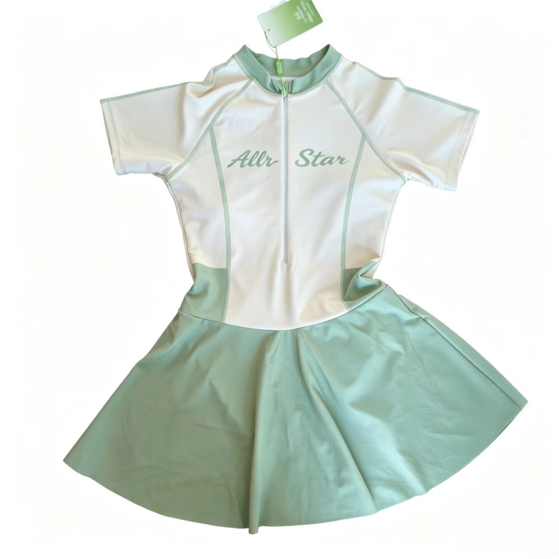 Costum de baie pentru fete, cu fustă, design modest, uscare rapidă, sportiv, poliester cu mare elasticitate, pentru plajă și piscină
