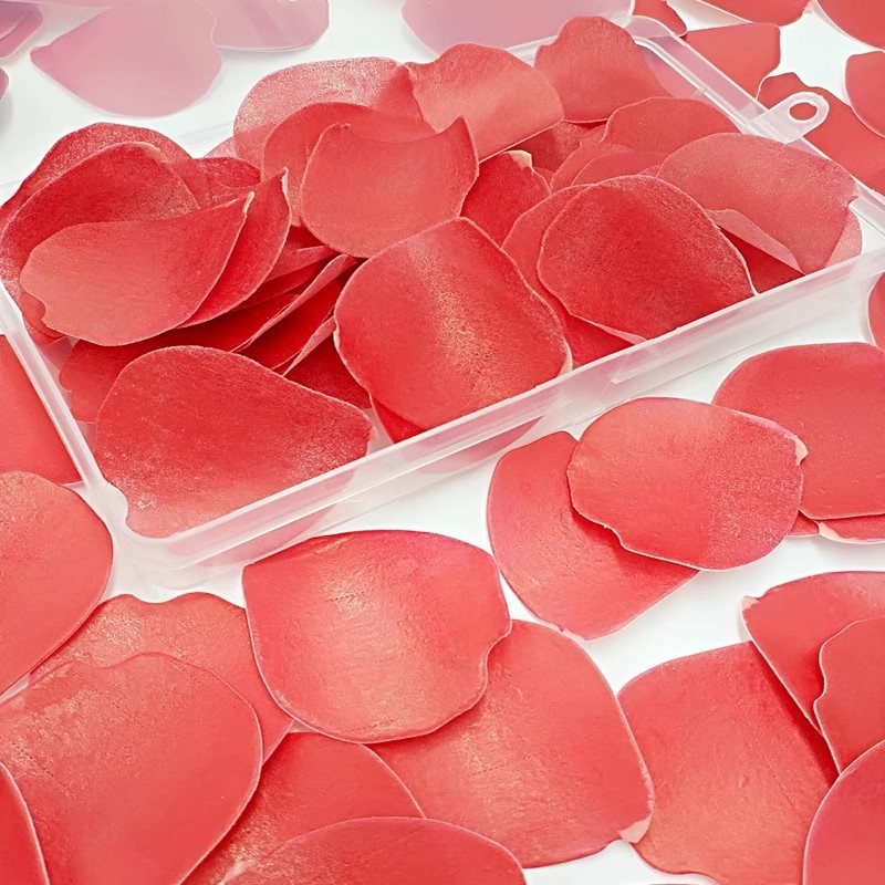 Petale de trandafir din hârtie wafer pentru decorarea torturilor