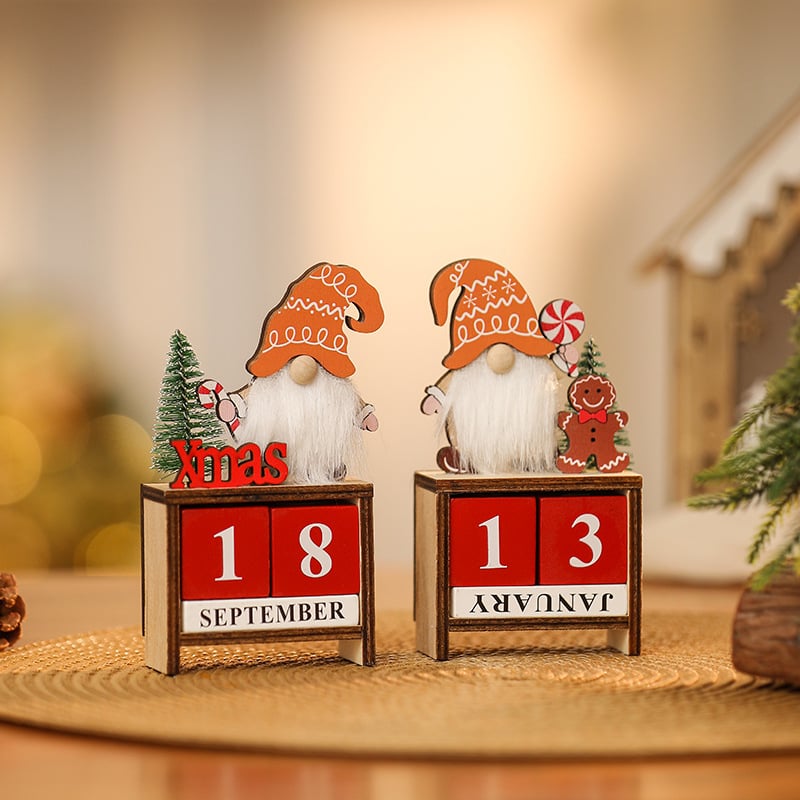 Calendar de Advent din lemn cu figura unui bătrân fără față – decor de Crăciun cu Moș Crăciun
