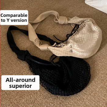 Geantă crossbody din nylon, design plasă, formă croissant, închidere cu șnur