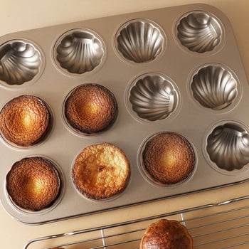 Formă de madeleines antiaderentă cu 12 cavități, formă de scoică, din oțel-carbon pentru prăjituri mici