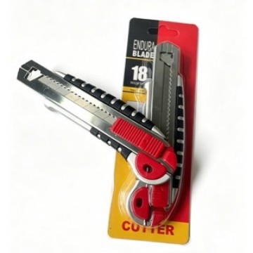 Set de cinci cuțite utilitare grele, cu tăietor pentru tapet îngroșat, lame de 18 mm, unelte manuale durabile în ambalaj.