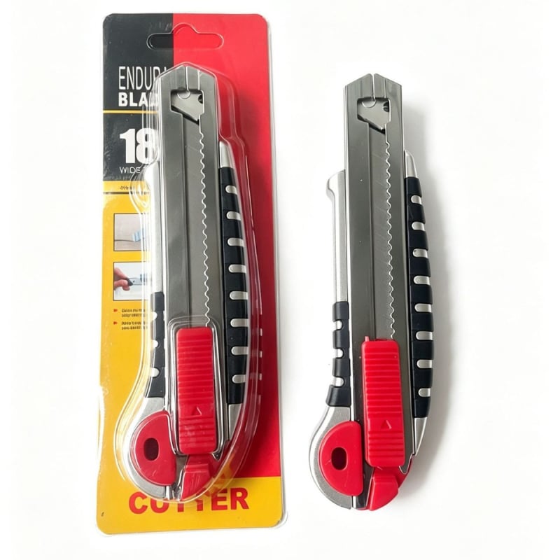 Set de cinci cuțite utilitare grele, cu tăietor pentru tapet îngroșat, lame de 18 mm, unelte manuale durabile în ambalaj.
