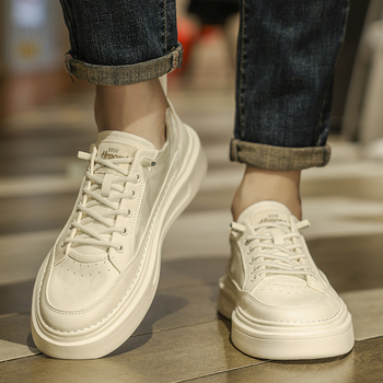 Sneakers bărbați din pânză 2026 – subțiri, respirabile, pantofi casual albi cu creștere înălțime ascunsă