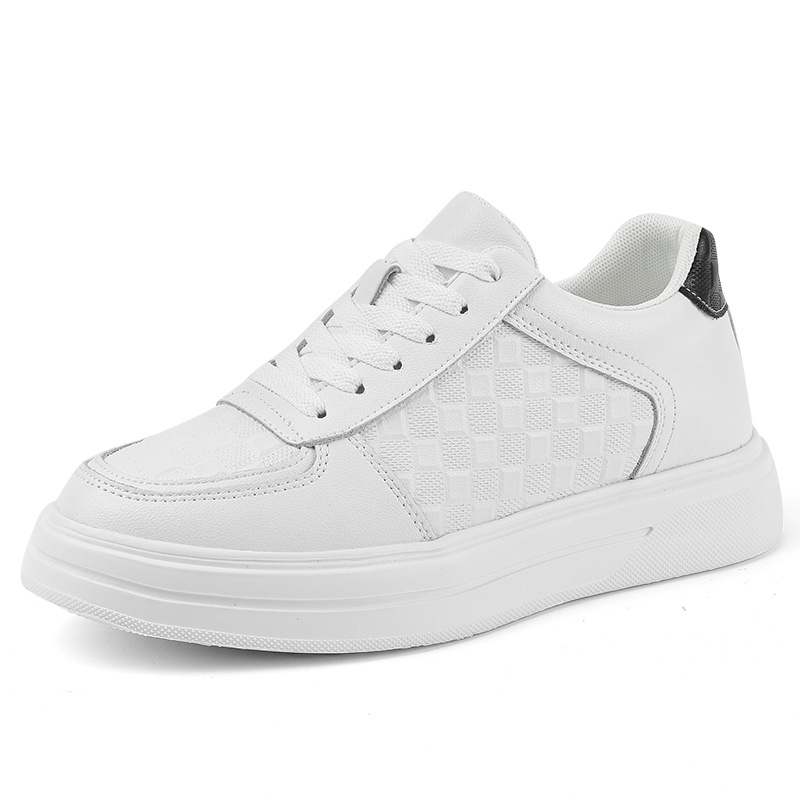 Adidași bărbați de toamnă, respirabili, în stil coreean, cu textură embossată, înălțare invizibilă a înălțimii, talpă groasă, albi, pentru activități sportive și casual.