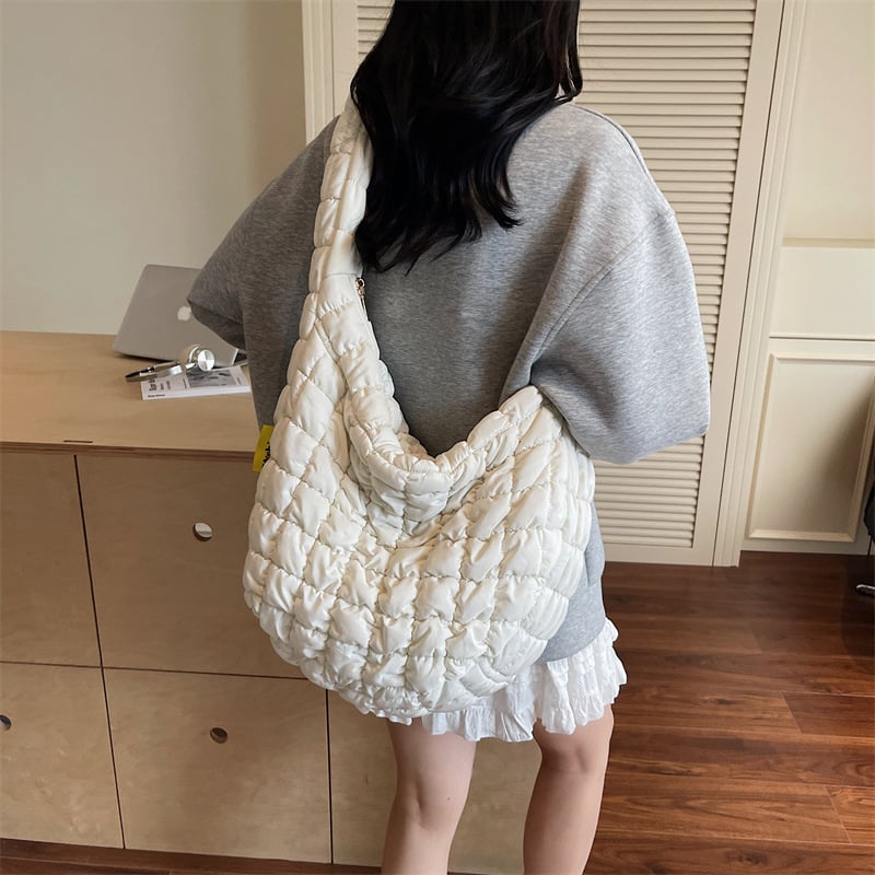 Geantă de mână pentru femei cu pliuri, design în formă de nor, din nylon, capacitate mare, broderie cu fir, versatilă: pentru umăr sau crossbody