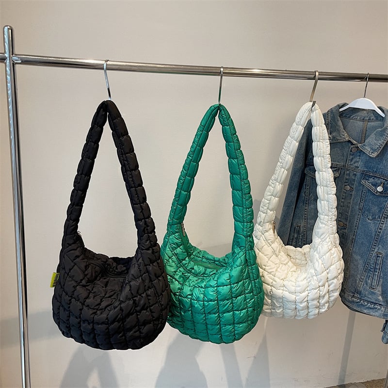 Geantă de mână pentru femei cu pliuri, design în formă de nor, din nylon, capacitate mare, broderie cu fir, versatilă: pentru umăr sau crossbody