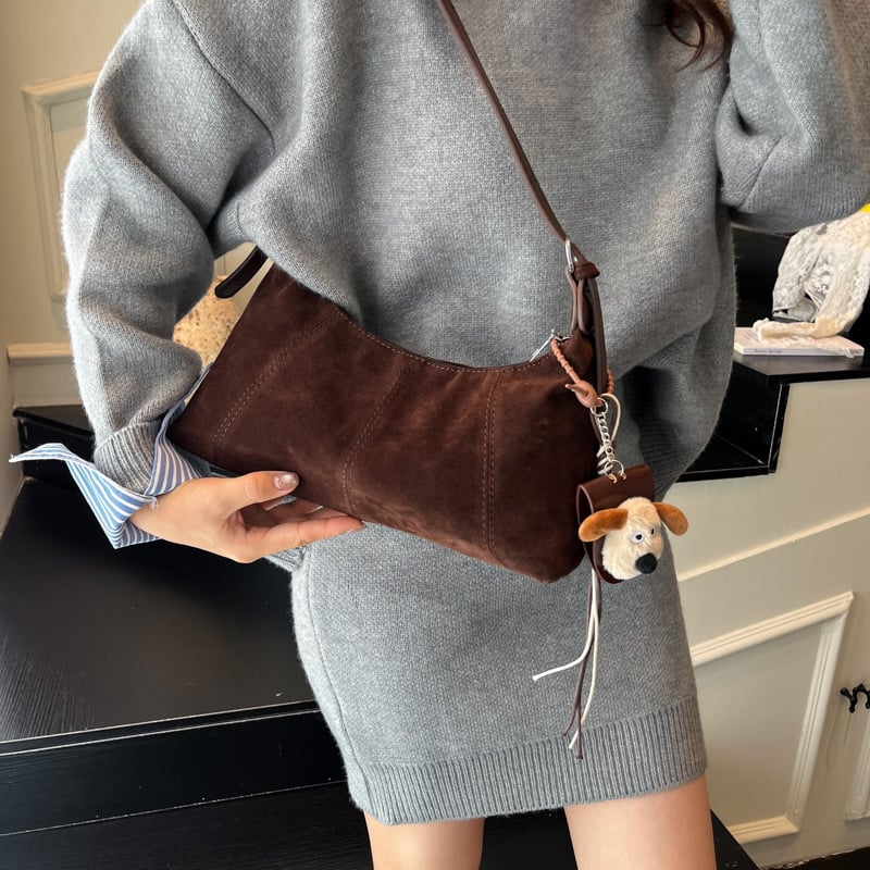 Geantă crossbody vintage din piele ceruită, formă de semilună, capacitate mare, texturată pentru femei, toamnă 2025