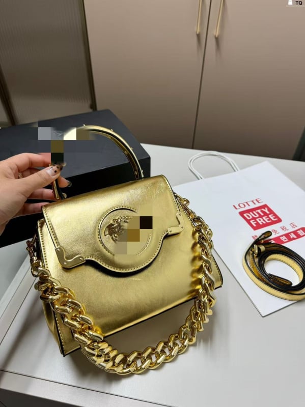 Geantă crossbody pentru femei în stil Kelly, mini pătrată din PVC, cu clapă, pentru purtare zilnică
