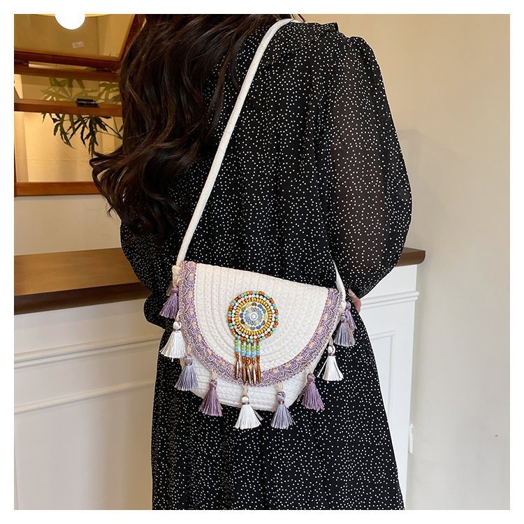 Geantă din paie în stil boem, împletită, cu ciucuri, mică, pentru umăr sau crossbody, vară 2025