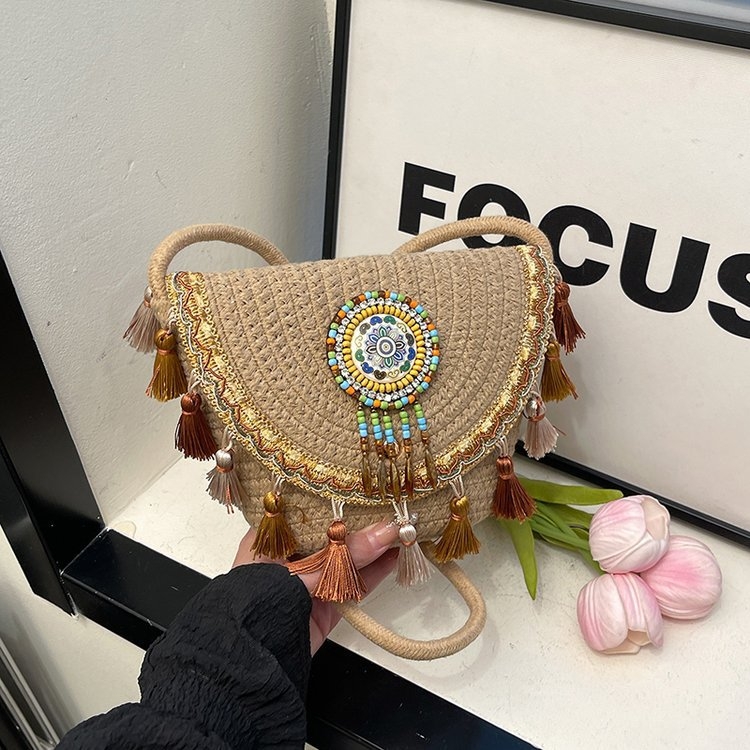 Geantă din paie în stil boem, împletită, cu ciucuri, mică, pentru umăr sau crossbody, vară 2025