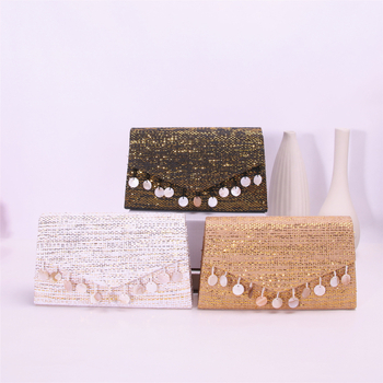 Geantă clutch cu elemente din scoică și ciucuri, poșetă de seară elegantă cu lanț