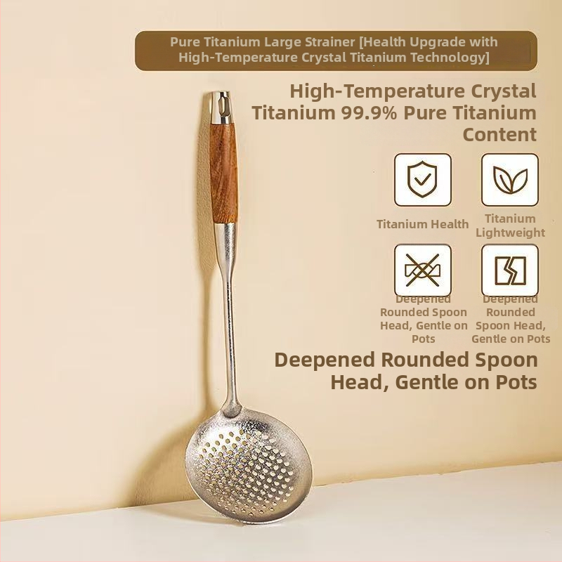 Set de trei ustensile de bucătărie din titan pur, cu mâner din lemn de pere: spatulă pentru gătit, lingură cu găuri și lingură de supă; rezistent la căldură, protecție împotriva arsurilor.