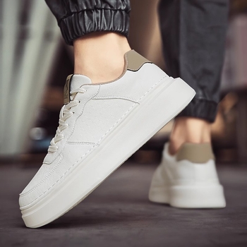 Adidași sport pentru bărbați, albi, cu talpă groasă, antiderapare, talpă înălțată, primăvara 2025