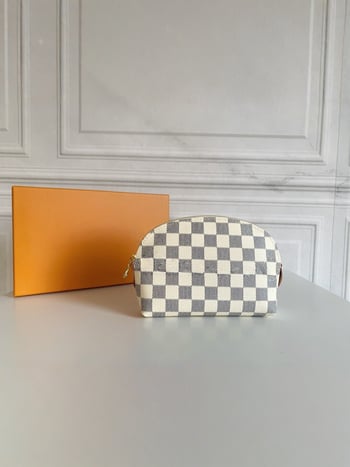 Geantă de machiaj din PVC, în formă de scoică, clutch compact pentru femei